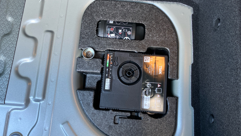 MINI Hatchback 1.5 Cooper Classic Premium 5dr Auto Petrol Hatchback